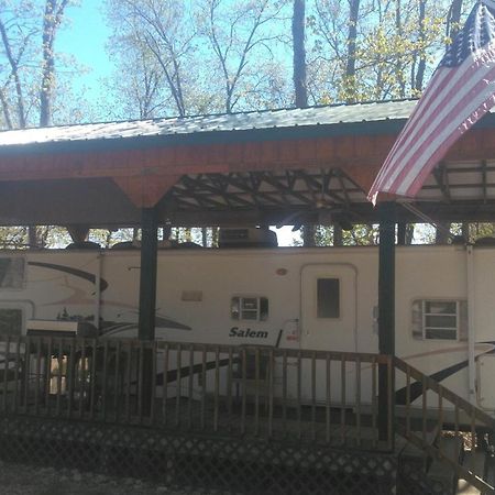 Two Creeks Camp Villa Athens Exterior photo